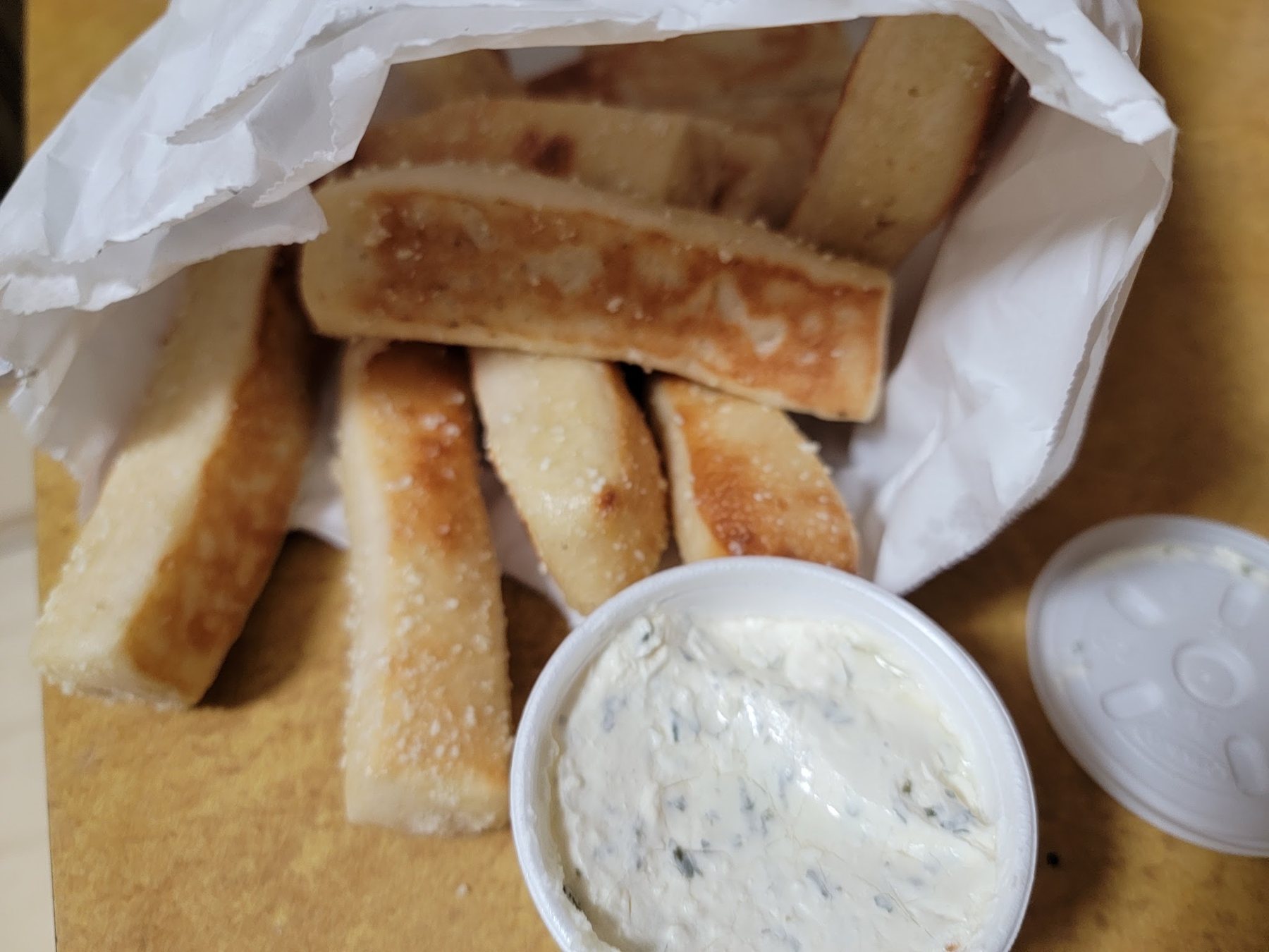 Garlic bread sticks with cheese dip